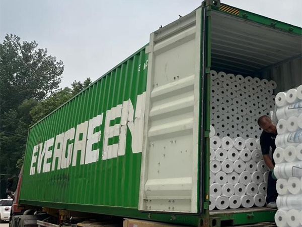 Xiashi-förpackning slutför mellanösternbeställning, högpresterande membran redo för leverans
